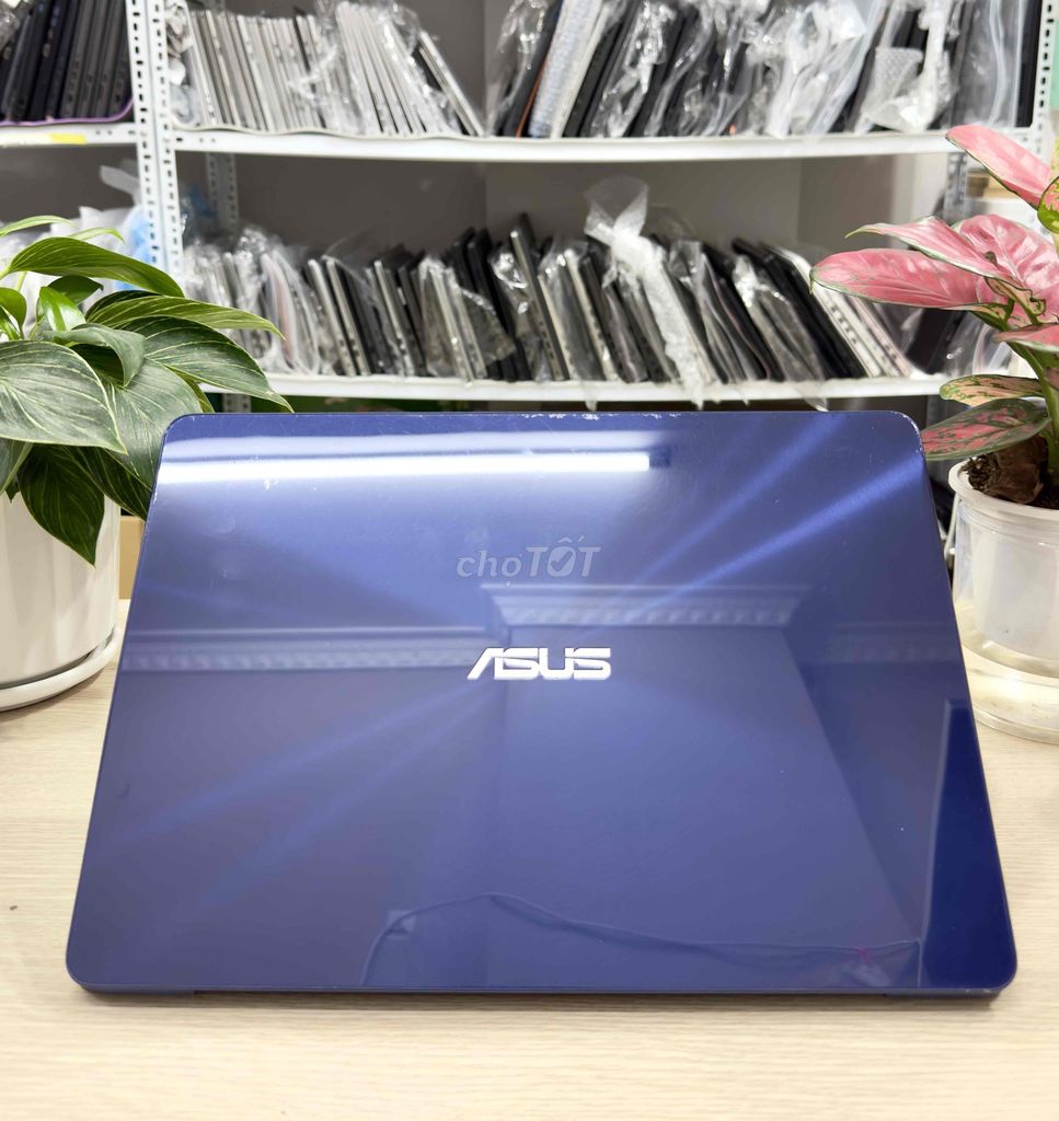 Asus i7/Gen8/Ram16GB/SSD256GB FHD card 4GB. Mua bán Laptop tại Quận Hai Bà Trưng Hà Nội được đăng bởi Akiba shop hình 1