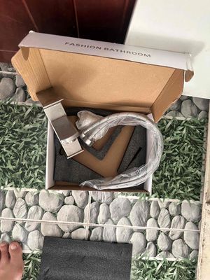 thanh lý 3 vòi nóng lạnh như hình giá rẻ. Mua bán Thiết bị vệ sinh, nhà tắm tại Quận 12 Tp Hồ Chí Minh được đăng bởi Đỗ Hương