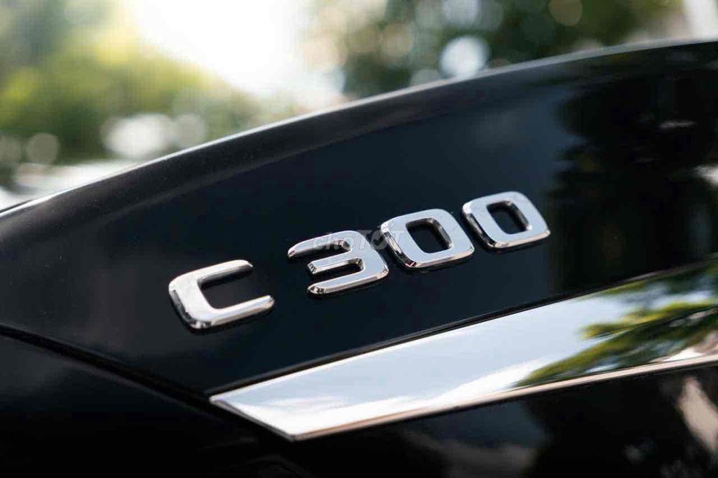 LONG ANH AUTO về Mercedes C300 AMG 2019. Mua bán Ô tô tại Quận 7 Tp Hồ Chí Minh được đăng bởi LongAnh AuTo  hình 16