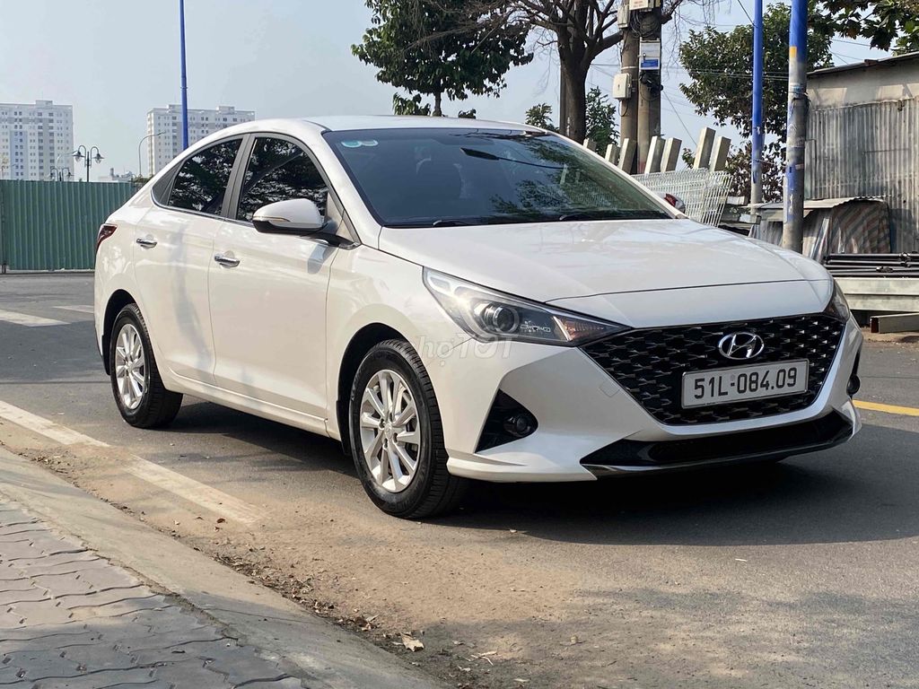 Hyundai Accent 2022 1.4 AT - 22.000 km