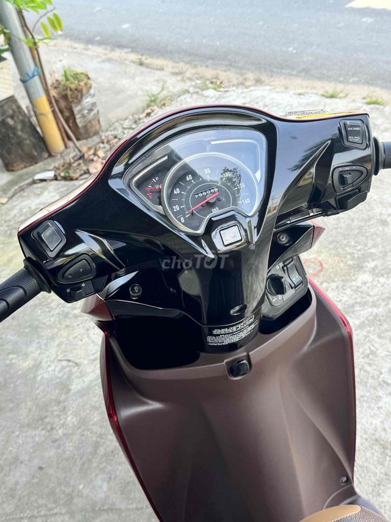 Honda Vision 2019 Đỏ. Mua bán Xe máy tại Huyện Thới Lai Cần Thơ được đăng bởi XE MÁY QUAN QUÂN hình 5