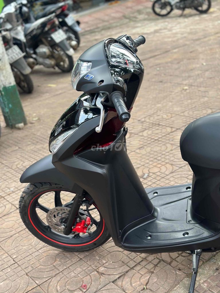 Honda Vision 2016 màu Đen. Mua bán Xe máy tại Thành phố Pleiku Gia Lai được đăng bởi Xe Máy Nguyễn Vũ Gialai hình 3