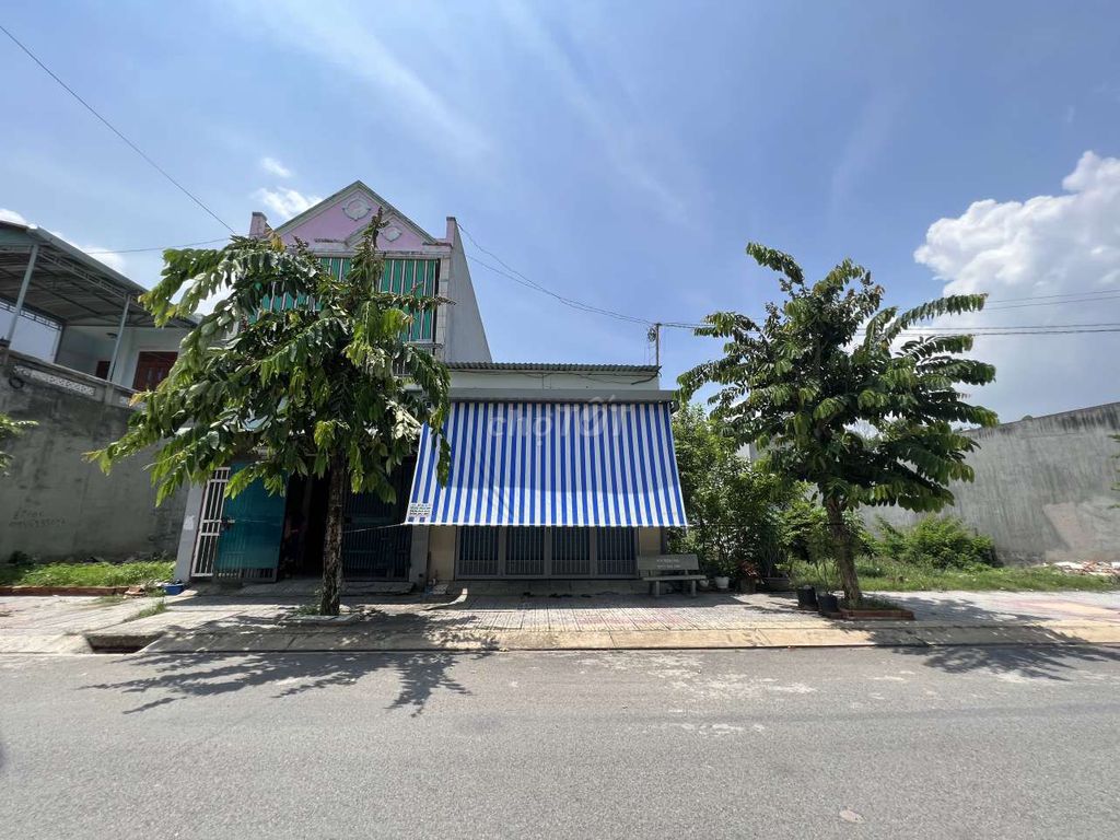 Kho xưởng mặt tiền KDC Hố Lang, ngang 12x25,5m gần Nguyễn Thị Tươi 232