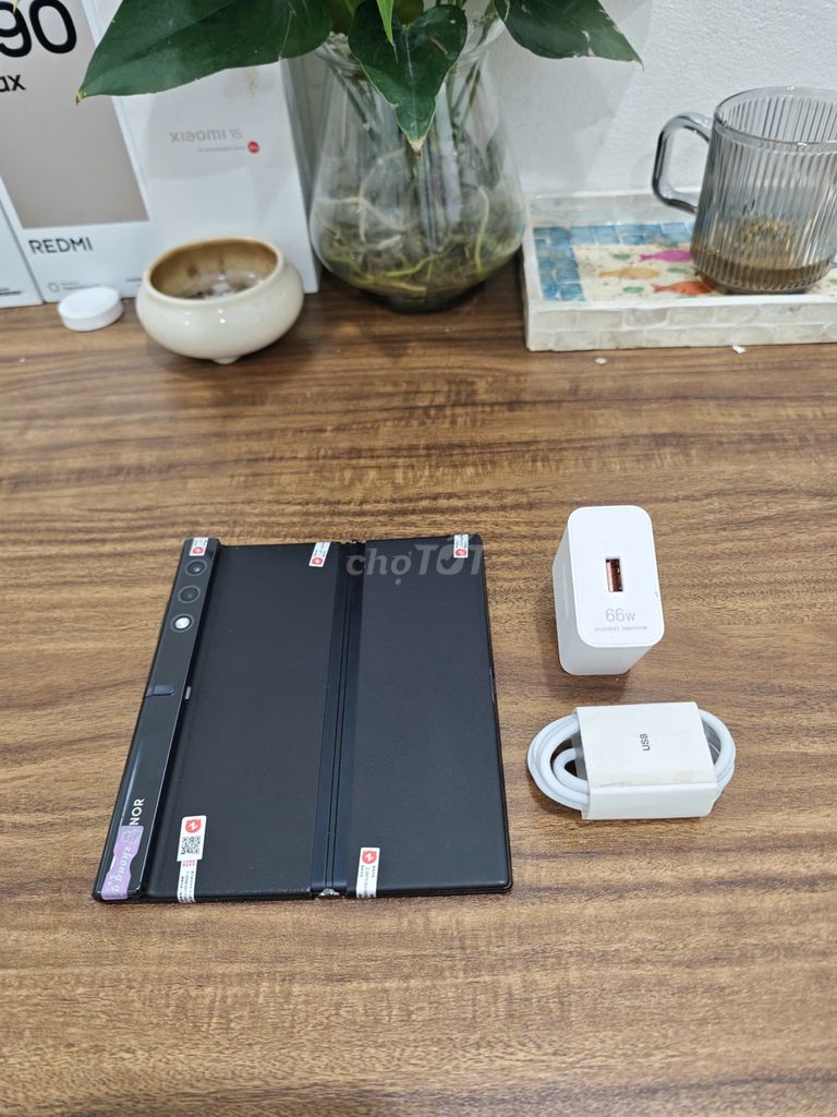 Honor VPurse 5G 12/256 Đen sạc 66w có ship COD. Mua bán Điện thoại tại Quận Hoàng Mai Hà Nội được đăng bởi Trần Ngọc Hiếu hình 1