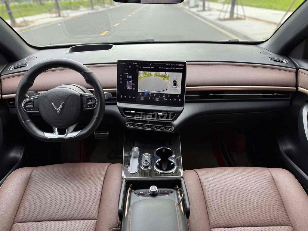VinFast VF6 2025 Plus - 25.000Km. Mua bán Ô tô tại Huyện Bình Chánh Tp Hồ Chí Minh được đăng bởi Quốc Nhẫn hình 5
