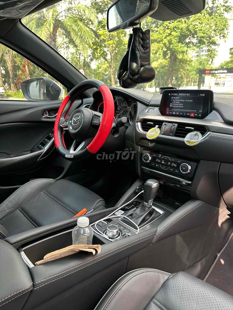 Mazda 6 bản 2.5 Premium odo 18.000km. Mua bán Ô tô tại Quận Long Biên Hà Nội được đăng bởi Bùi Đình Thông hình 13