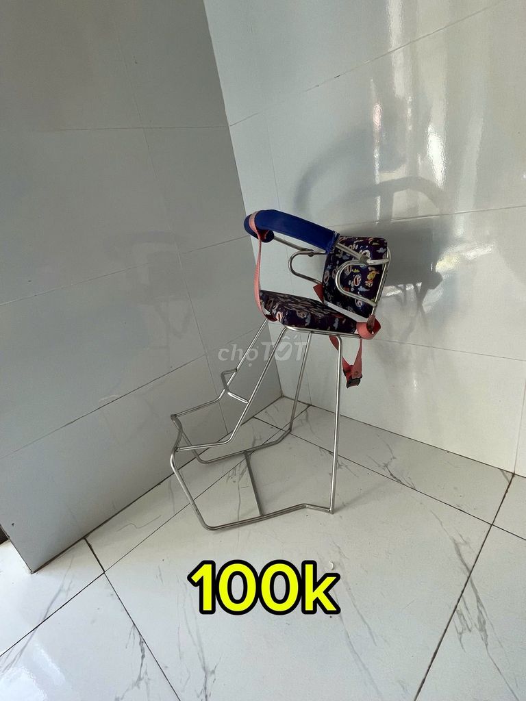 Ghế ăn dặm Kim loại Vải Xanh. Mua bán Mẹ và bé tại Quận Liên Chiểu Đà Nẵng được đăng bởi Anh hình 1