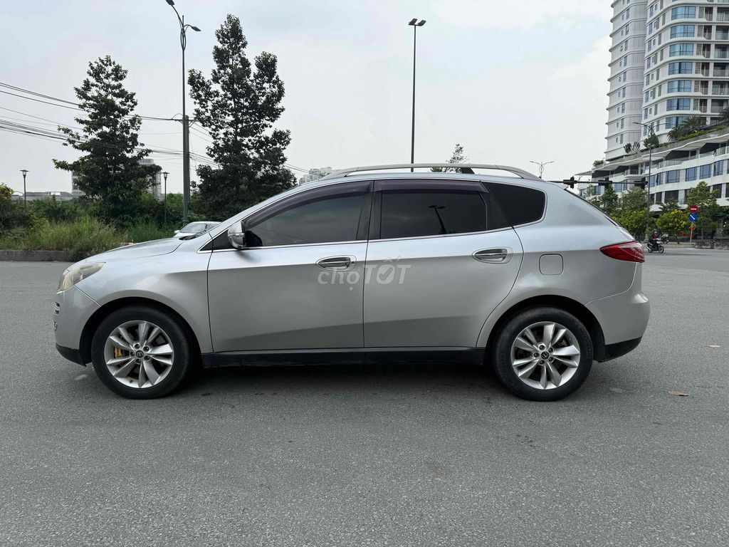 cần bán gấp Luxgen U7, đời 2010, xe zin đẹp, số AT. Mua bán Ô tô tại Quận Bình Thạnh Tp Hồ Chí Minh được đăng bởi dinhkhoa hình 4