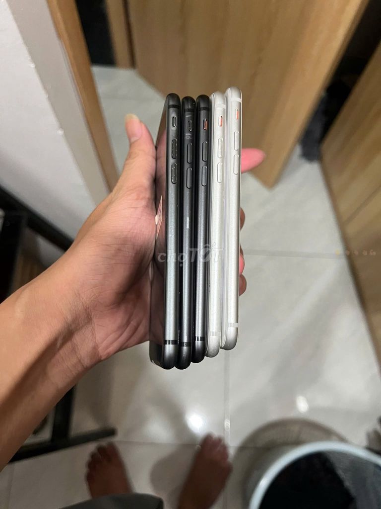 Apple iPhone 8 Đen, Bạc. Mua bán Điện thoại tại Quận Ba Đình Hà Nội được đăng bởi Hội Đồ Điện Tử hình 1