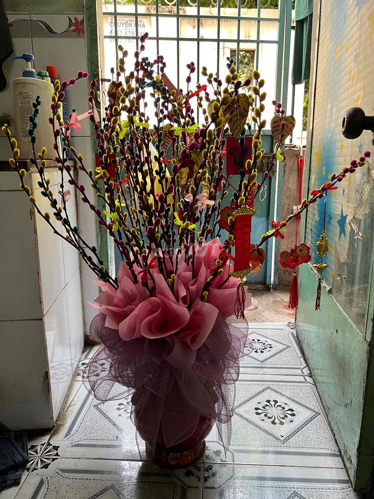 Bình hoa trang trí. Mua bán Cây cảnh, đồ trang trí tại Quận Gò Vấp Tp Hồ Chí Minh được đăng bởi Ngô Triệu Khánh Ngọc  hình 1