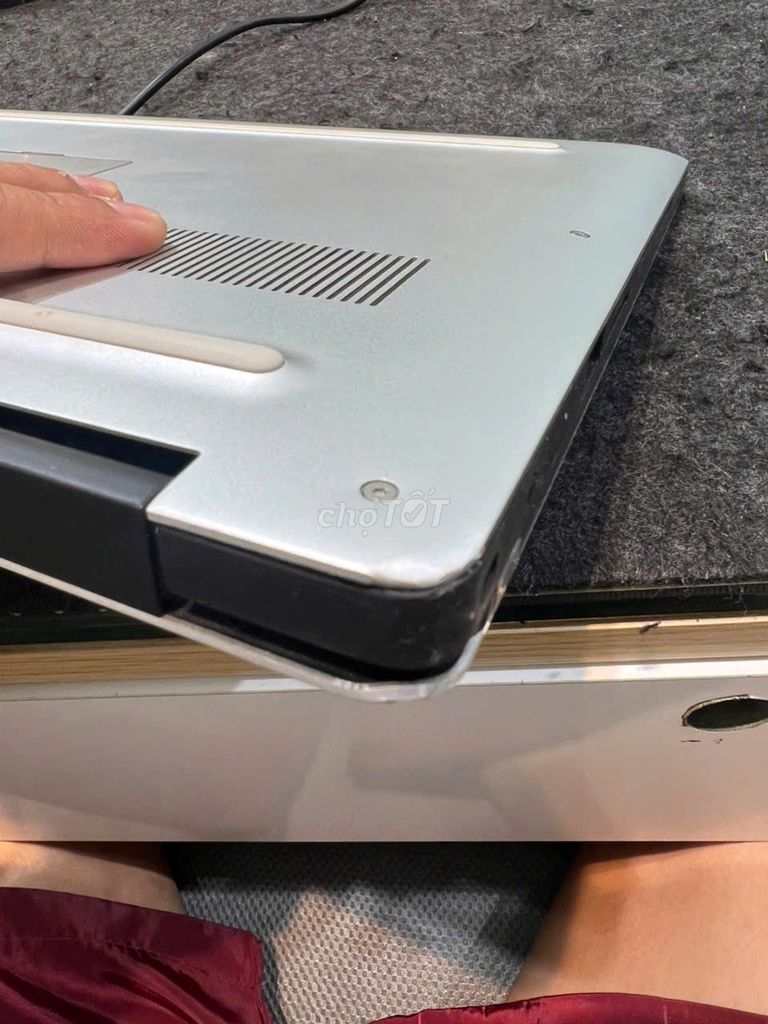 Dell Precision 5530 i7-8550H 16GB/1TB Bạc. Mua bán Laptop tại Quận Đống Đa Hà Nội được đăng bởi Quang Luxthumua hình 1