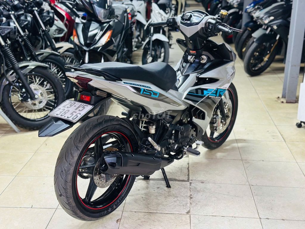 Мотоцикл THỊNH PHÁT - EXCITER 150 RC серый цементный оригинал