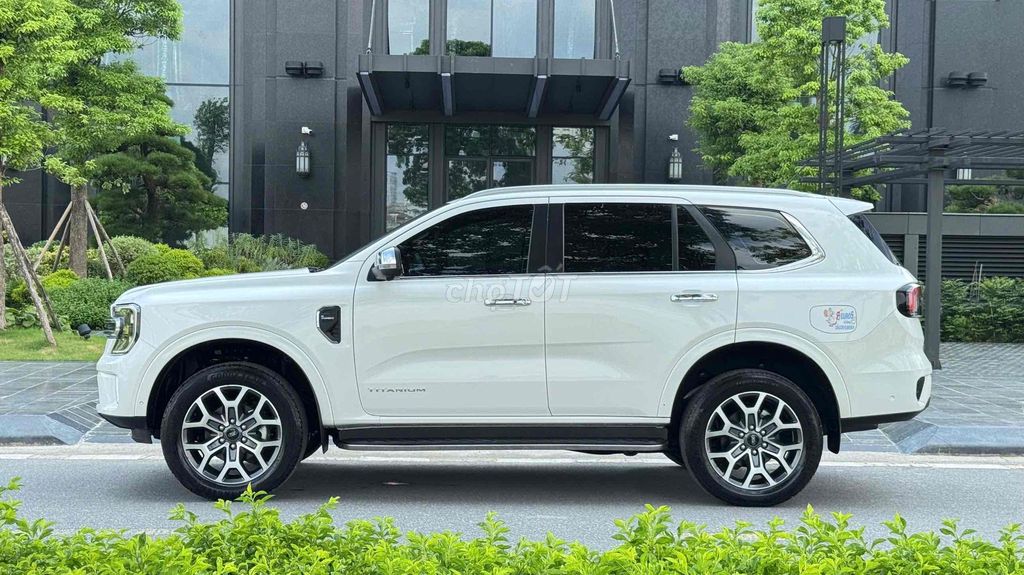 Продается очень хороший Ford Everest Titanium 4x4 sx2022