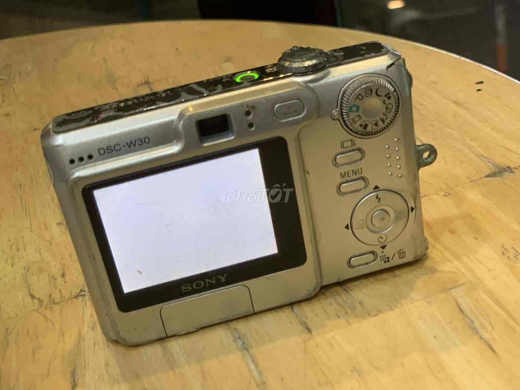 Máy ảnh Sony DSC-W30 Bạc. Mua bán Máy ảnh, Máy quay tại Quận Gò Vấp Tp Hồ Chí Minh được đăng bởi Nguyễn trung đức hình 1