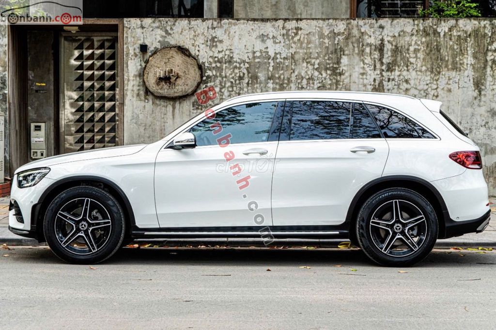 Mercedes-Benz GLC300 4Matic. Mua bán Ô tô tại Quận Cầu Giấy Hà Nội được đăng bởi Phóng hình 2