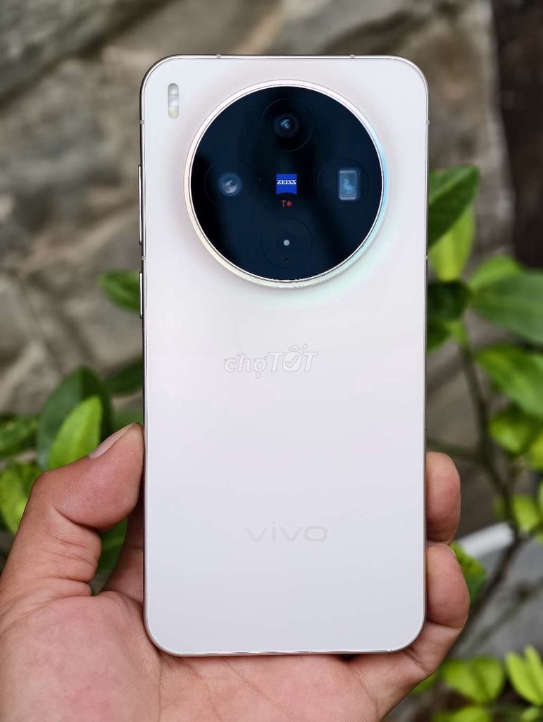 Vivo X300 Tím 12GB/256GB LTPO Amoled 99%. Mua bán Điện thoại tại Thành phố Thuận An Bình Dương được đăng bởi Nguyễn Mạnh Hoàn hình 1