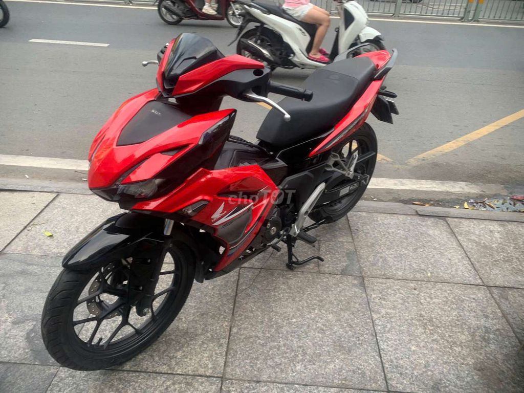 Honda winner v3 2022 mới 90% Bstp chính chủ. Mua bán Xe máy tại Quận Tân Phú Tp Hồ Chí Minh được đăng bởi Tuanduy hình 3