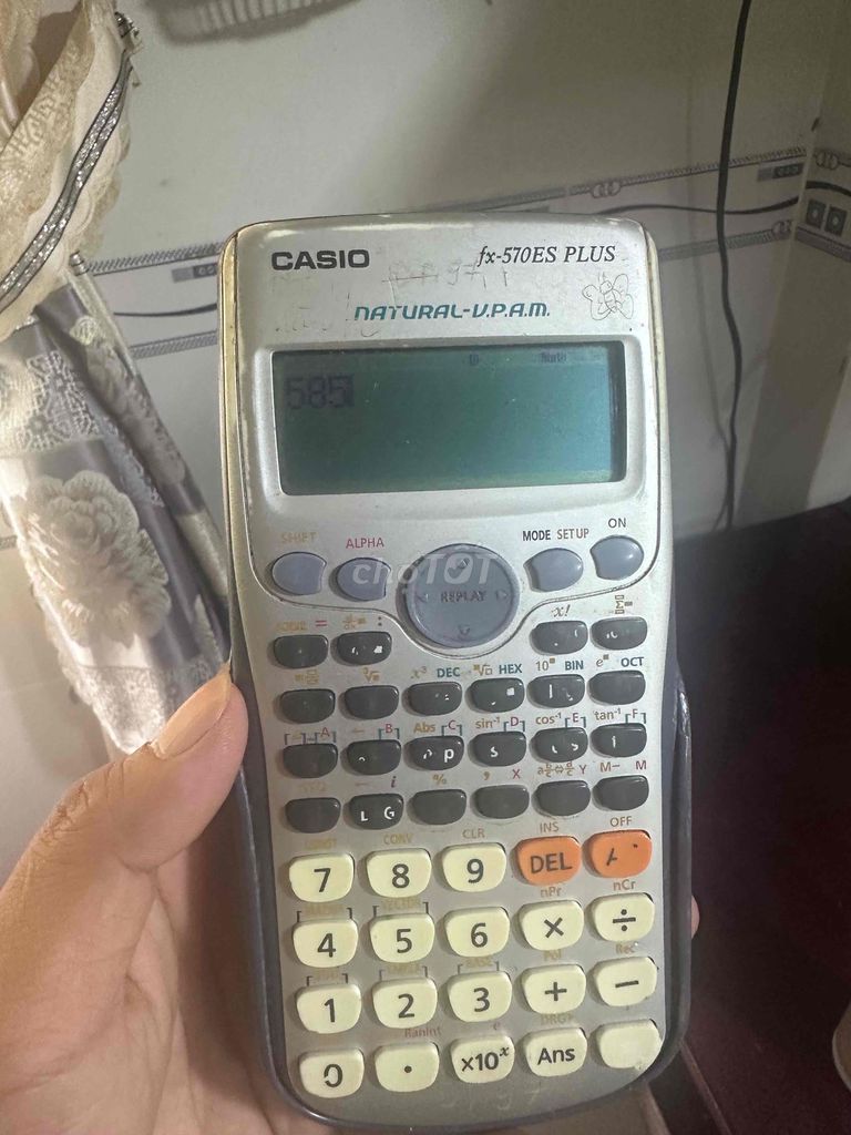 Máy tính Casio fx-570ES PLUS Xám. Mua bán Đồ dùng văn phòng tại Thành phố Rạch Giá Kiên Giang được đăng bởi NGUYEN DU hình 1
