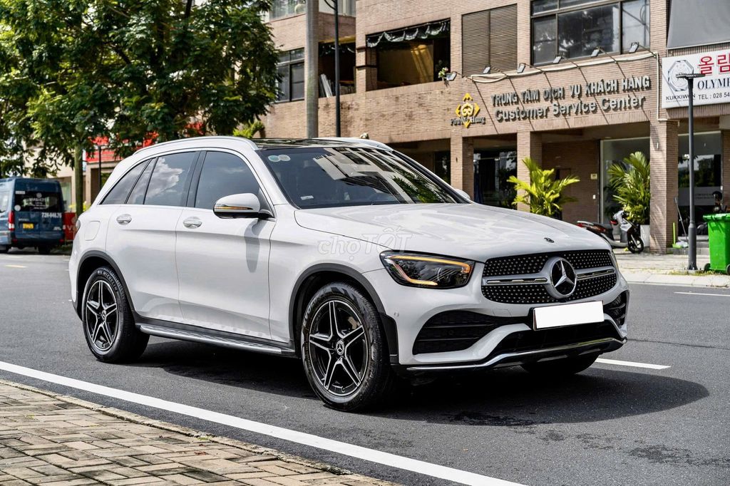 Mercedes GLC300 V1 2022 - sang trọng thể thao. Mua bán Ô tô tại Thành phố Thủ Đức Tp Hồ Chí Minh được đăng bởi Trường Nguyễn Xe Sang hình 1