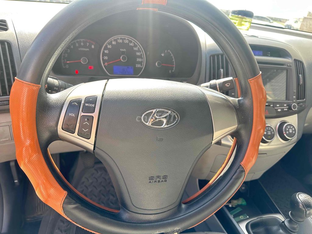 Hyundai Avante 2015 1.6 MT - 140000 km. Mua bán Ô tô tại Quận Sơn Trà Đà Nẵng được đăng bởi Châu Nguyễn hình 5
