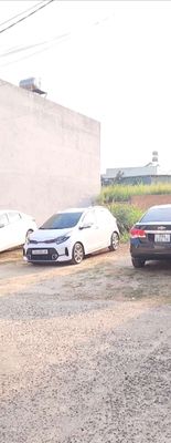 Đất ShR Cách Sân Bay Quốc Tế liên Khương 500m. Mua bán đất tại Huyện Đức Trọng Lâm Đồng được đăng bởi khánh lynh