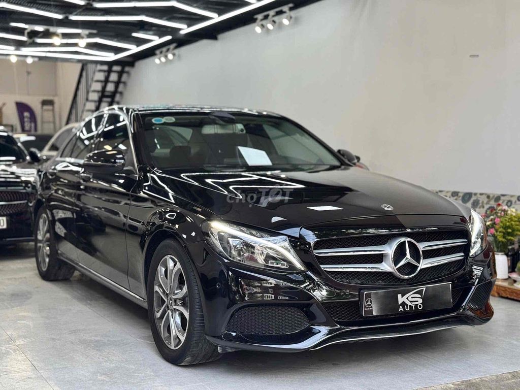 Mercedes Benz C200 model 2018. Mua bán Ô tô tại Quận 8 Tp Hồ Chí Minh được đăng bởi Khoa nguyễn hình 1