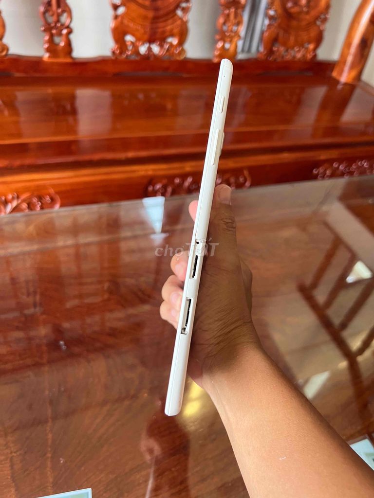 Máy tính bảng Samsung Tab A có bút spen
