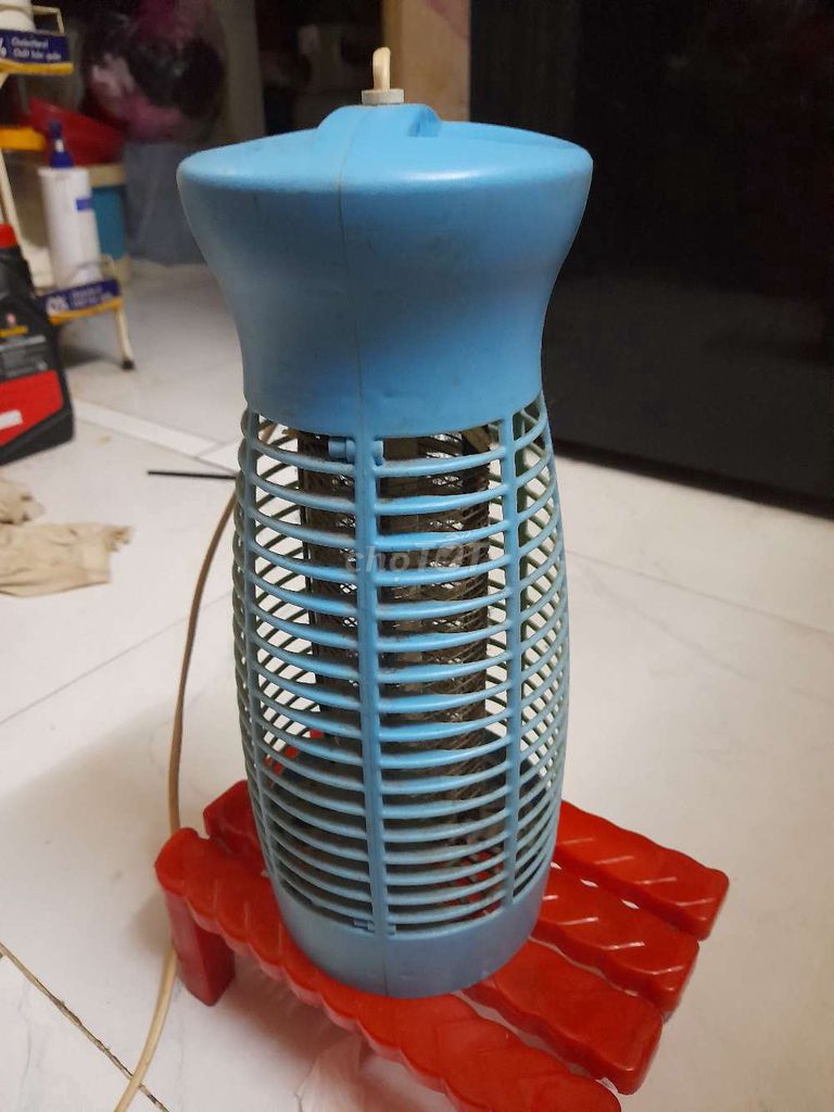 Đèn bắt muỗi màu Xanh dương. Mua bán Đèn tại Quận 10 Tp Hồ Chí Minh được đăng bởi Dương  Yến hình 1