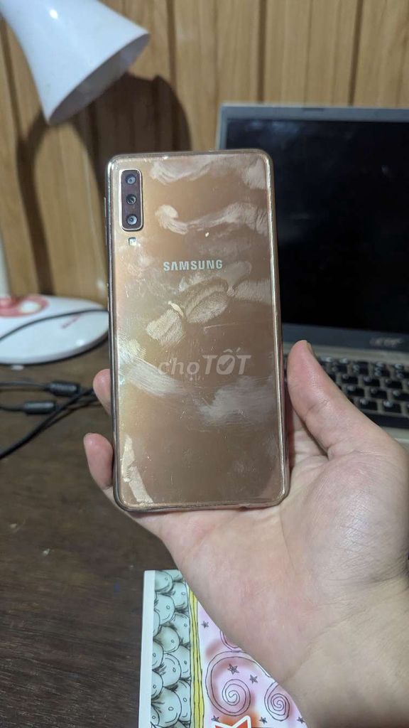 Samsung Galaxy A7 64GB Vàng Đồng. Mua bán Điện thoại tại Huyện Đắk Mil Đắk Nông được đăng bởi anhhiubibeo hình 1