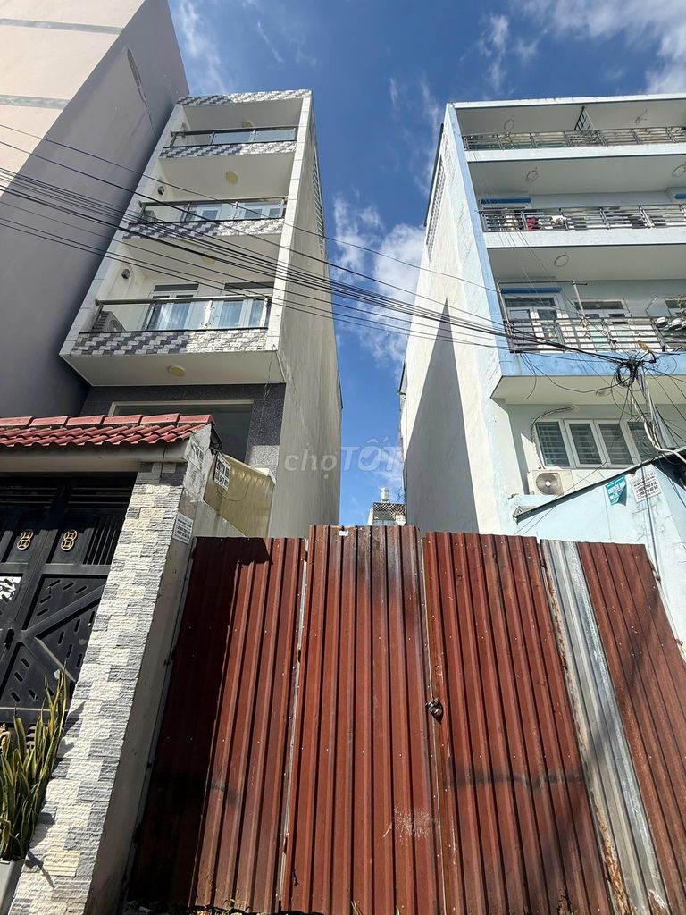 Bán Lô Đất Đẹp - Tặng GPXD 5 Tầng - DT: 4x21m - Ngay Quang Trung