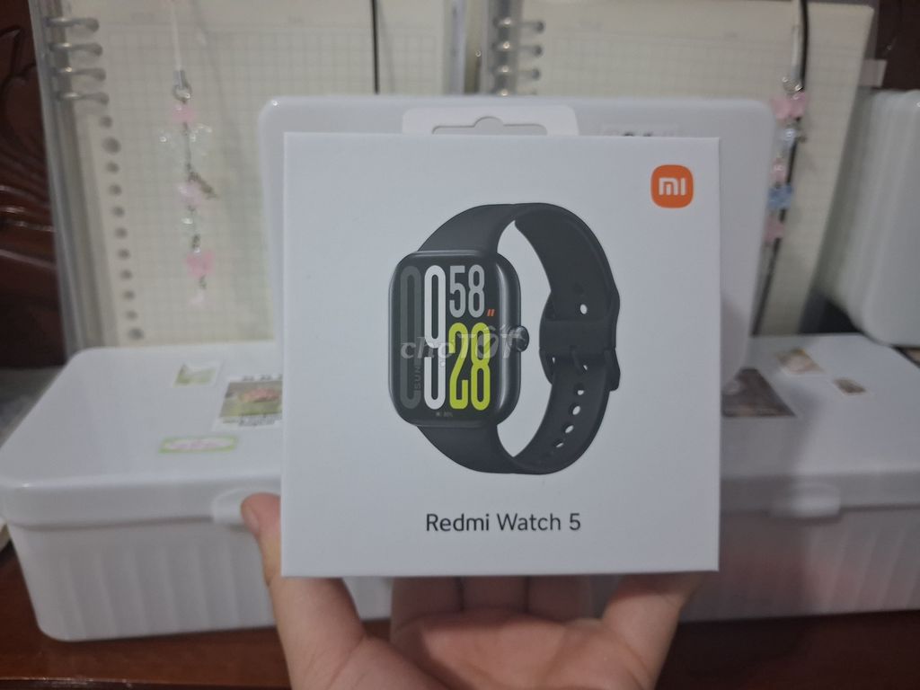 Xiaomi Redmi Watch 5 Đen còn box, dây sạc. Mua bán Thiết bị đeo thông minh tại Huyện Cờ Đỏ Cần Thơ được đăng bởi Yu Toucher hình 1