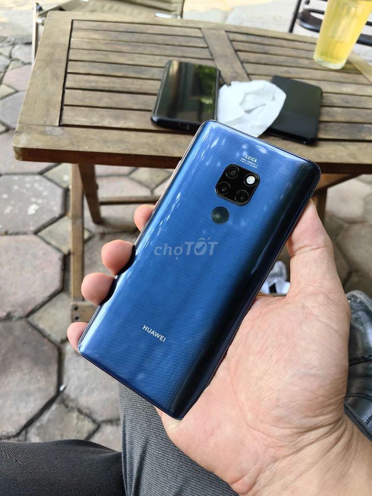 Huawei Mate 20 128GB Xanh hàng đẹp. Mua bán Điện thoại tại Quận Bắc Từ Liêm Hà Nội được đăng bởi Steve hình 1