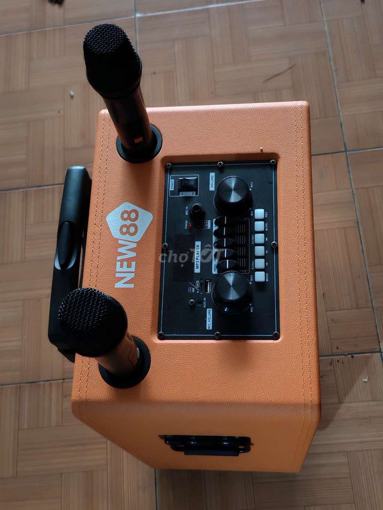 Loa karaoke NEW88 Cam 2 micro. Mua bán Tivi, Âm thanh tại Huyện Gia Lâm Hà Nội được đăng bởi Nguyễn Trung Nam hình 1