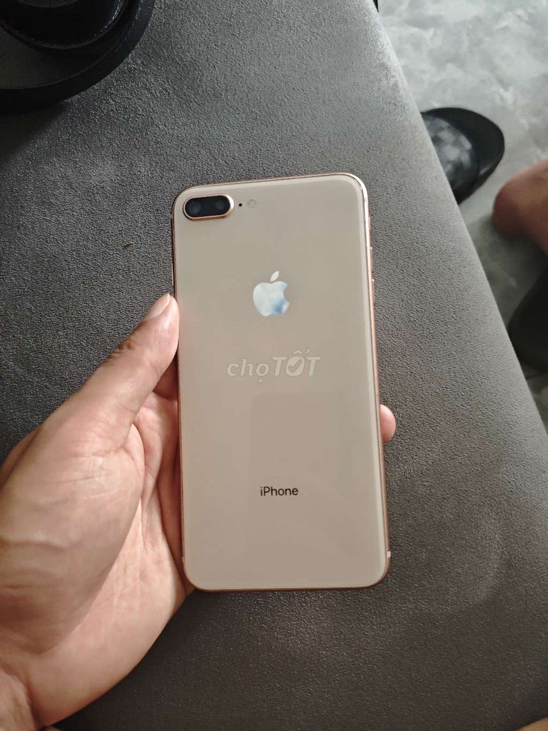 iPhone 8 Plus qt 64gb bán nhanh giá rẻ. Mua bán Điện thoại tại Quận Thanh Xuân Hà Nội được đăng bởi thiên thời hình 1