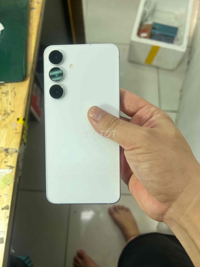 Samsung Galaxy S25 FE 256GB Trắng. Mua bán Điện thoại tại Quận Nam Từ Liêm Hà Nội được đăng bởi Phạm Trường hình 1