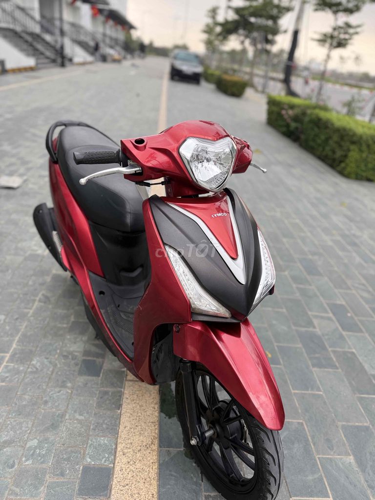 Thanh lý Kimco Candy hermosa 50cc học sinh. Mua bán Xe máy tại Quận Bắc Từ Liêm Hà Nội được đăng bởi Hữu Nhuận hình 3