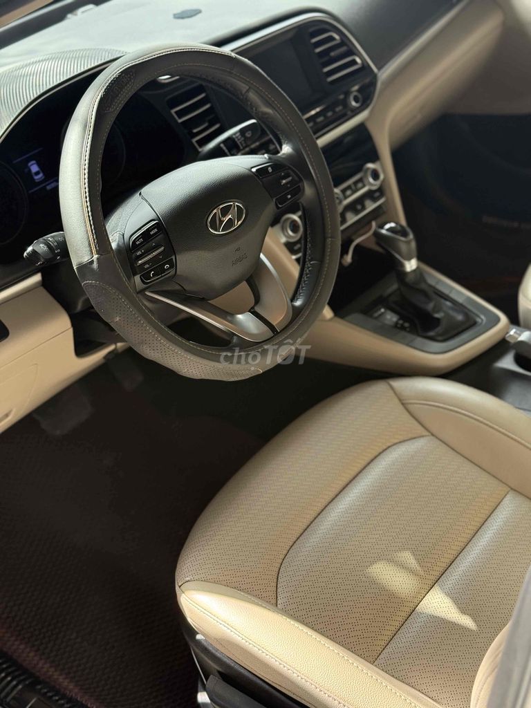 Hyundai Elantra 2021 1.6 AT GLS. Mua bán Ô tô tại Quận Hải Châu Đà Nẵng được đăng bởi Hoàng hình 4