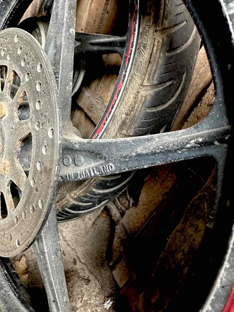 vành Ju V thái tháo xe. Mua bán Phụ tùng xe tại Thành phố Nam Định Nam Định được đăng bởi xe máy Trần Trung Bil 1988 hình 2