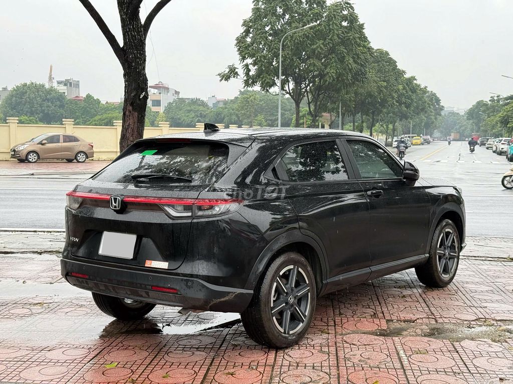 Honda HR-V G 2025 9000 км черный