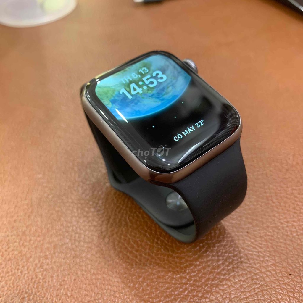 Apple Watch Series 4 44mm nhôm Gray. Mua bán Thiết bị đeo thông minh tại Quận Nam Từ Liêm Hà Nội được đăng bởi Tantonystore hình 2