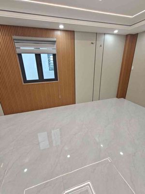 SIÊU PHẨM MẶT TIỀN ĐƯỜNG HẺM XE TẢI  SỔ NỞ HẬU TÀI LỘC  