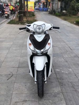 Honda Vision dky 2024 bản sport mới 99%. Mua bán Xe máy tại Quận Bắc Từ Liêm Hà Nội được đăng bởi My