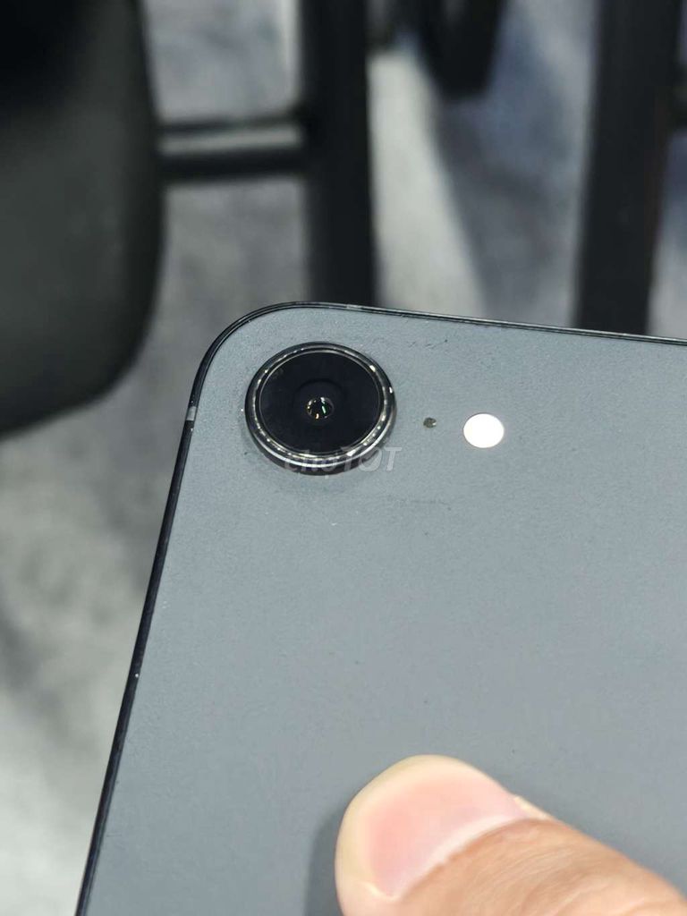 iPhone 16e 128GB Đen Tróc sơn nhẹ. Mua bán Điện thoại tại Thành phố Thủ Đức Tp Hồ Chí Minh được đăng bởi Minh Toàn hình 1