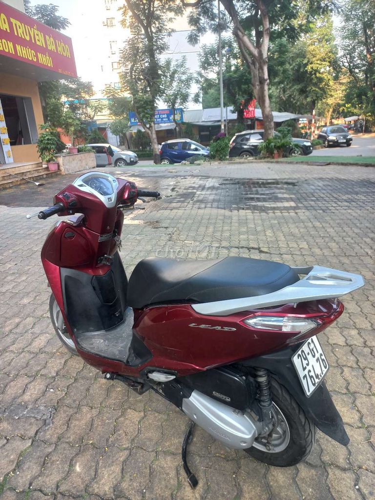 Honda Lead 2021 màu đỏ, xe đẹp, cốp rộng, mới 90%. Mua bán Xe máy tại Quận Hoàng Mai Hà Nội được đăng bởi BÙI THỊ NHUNG hình 4