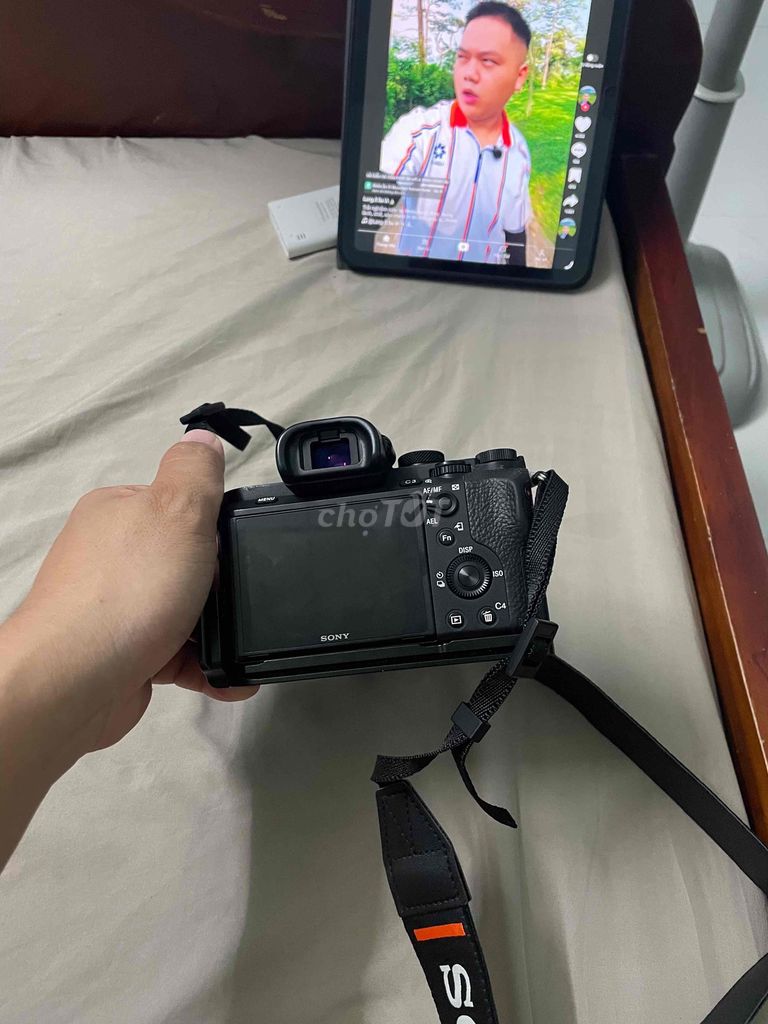 Máy ảnh Sony A7ii Meike 85 f1.8 Đen. Mua bán Máy ảnh, Máy quay tại Quận Cầu Giấy Hà Nội được đăng bởi Chuyên Bùi Văn hình 1