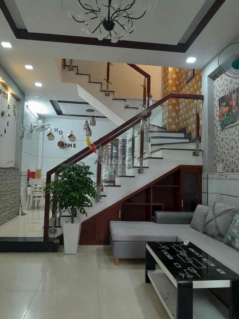 Rent · 2 bd · 32 м² · Quận Gò Vấp, ул. Đường số 51