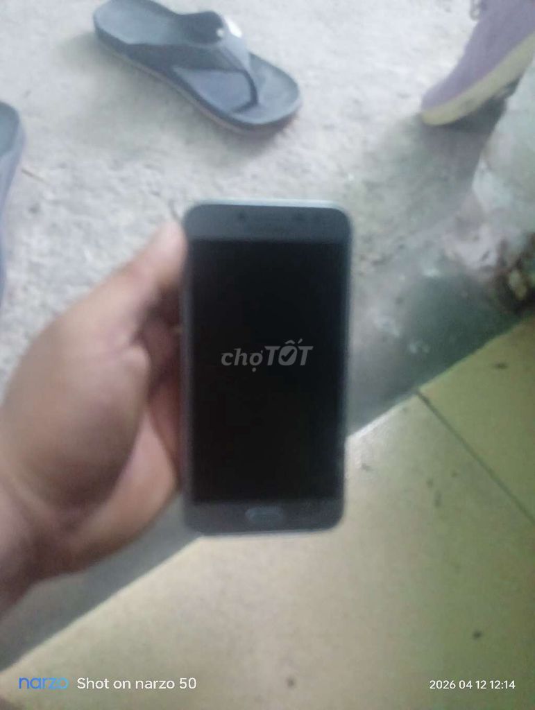 Samsung J2 Pro Xám Nứt kính màn hình. Mua bán Điện thoại tại Thị xã Bến Cát Bình Dương được đăng bởi Tài Khoản Tài Khoản hình 1