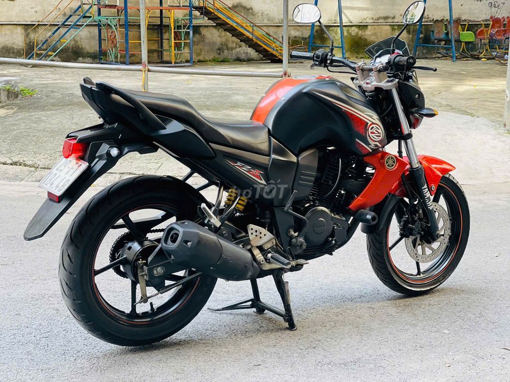 YAMAHA FZ S-150 NGUYÊN BẢN XE 1 CHỦ ĐI. Mua bán Xe máy tại Quận Cầu Giấy Hà Nội được đăng bởi VIỆT ANH hình 4