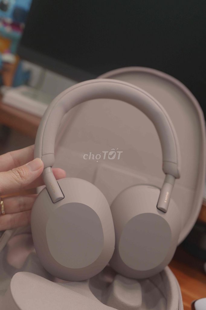 Tai nghe Sony WH-1000XM5 chống ồn, như mới. Mua bán Tivi, Âm thanh tại Thành phố Thủ Đức Tp Hồ Chí Minh được đăng bởi Duy hình 1