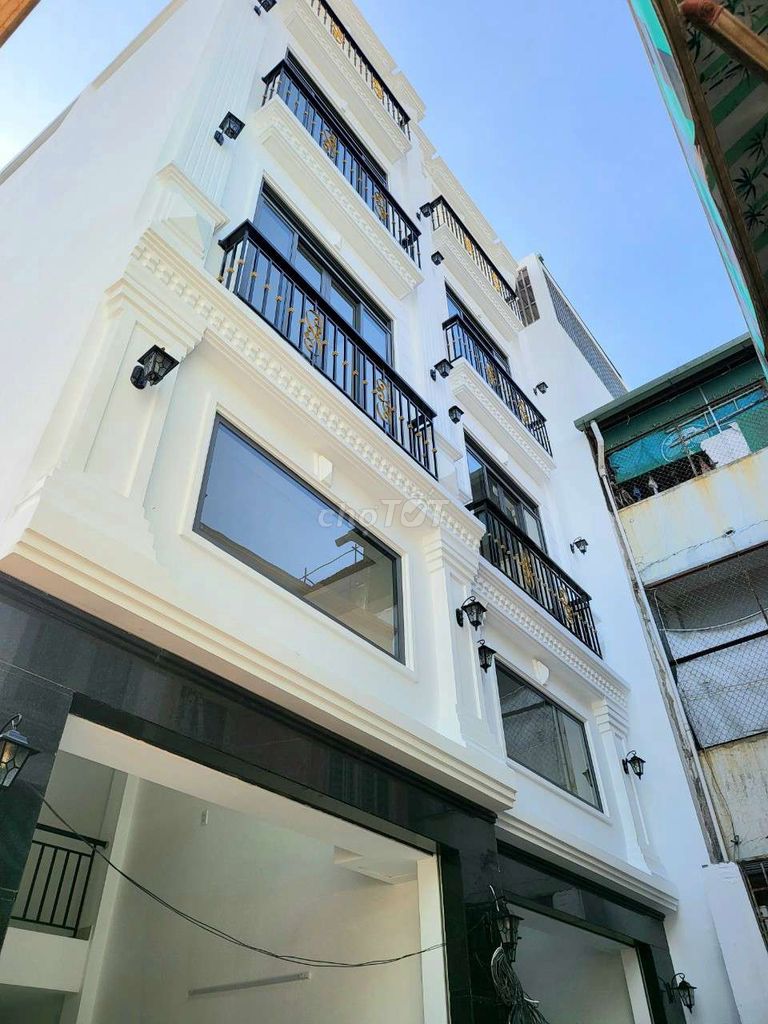 Nhà 3 lầu 150m² hẻm xe hơi phường 10 Quang Trung Gò Vấp giá chỉ 5tỷ